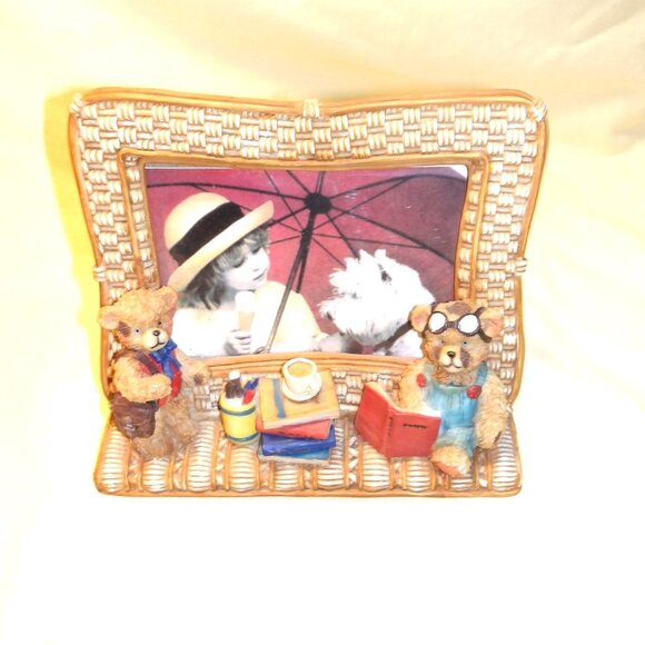 Ideal Children's ~~~ Decorative PICTURE FRAME ~~~ - Picture 1 of 1